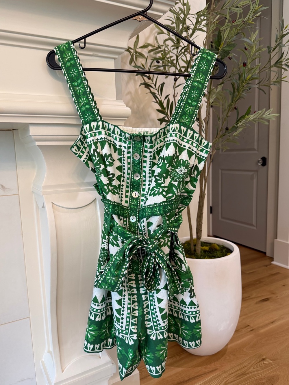 NWT Farm Rio Flora Green Tapestry Romper - size small - Picture 4 of 5
